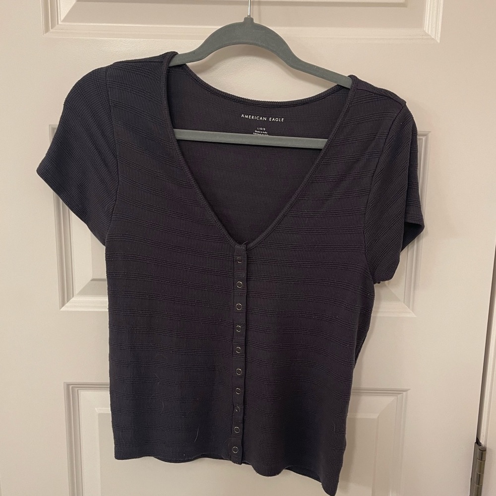 American eagle cropped tee.